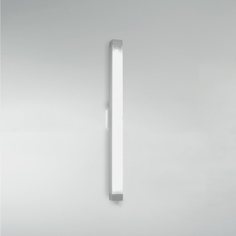 Murale 2.5 Square Strip - 37" 3500°K by Artemide | Luminaires & cie