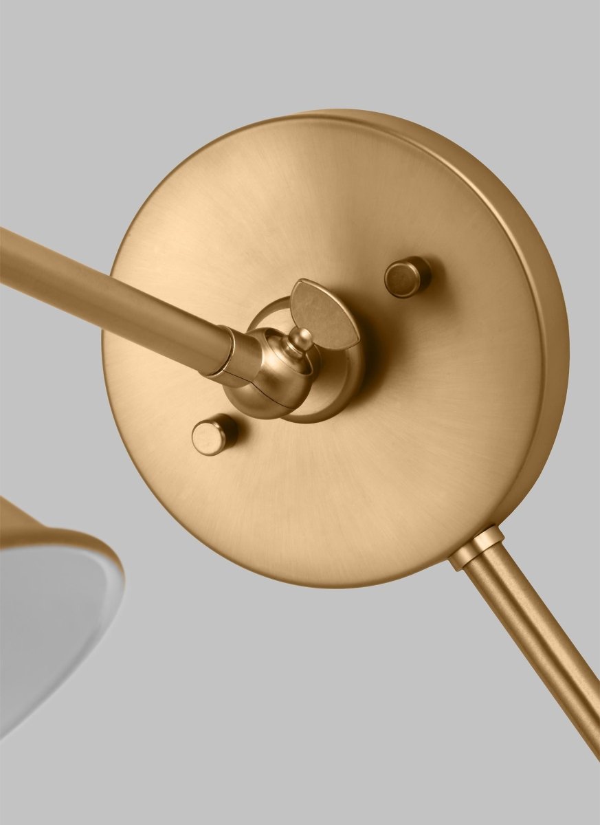 Murale à bras Salem - Laiton satiné Ampoules non - incluses 17" by Visual Comfort Studio | Luminaires & cie