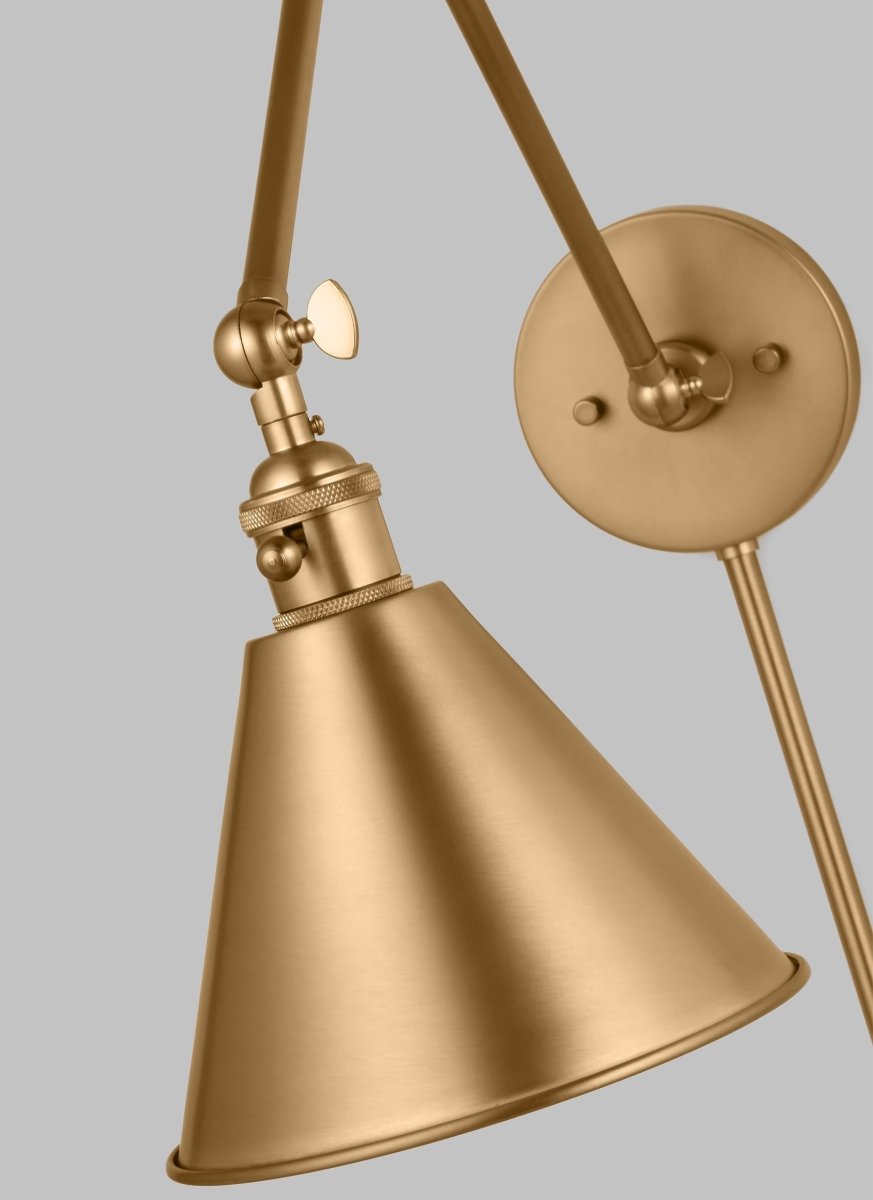 Murale à bras Salem - Laiton satiné Ampoules non - incluses 28" by Visual Comfort Studio | Luminaires & cie