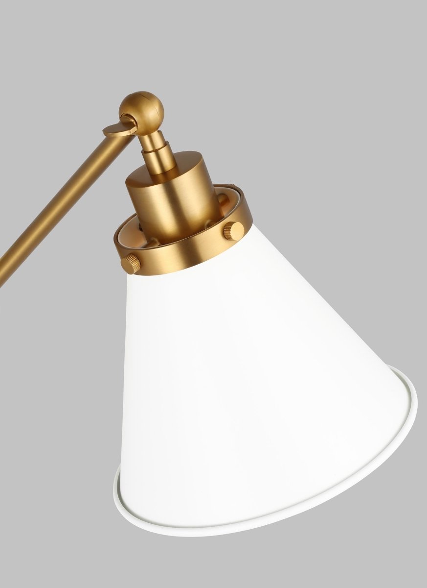 Murale cône à bras unique Wellfleet - Matte blanc et laiton brûlé Blanc mat by Visual Comfort Studio | Luminaires & cie