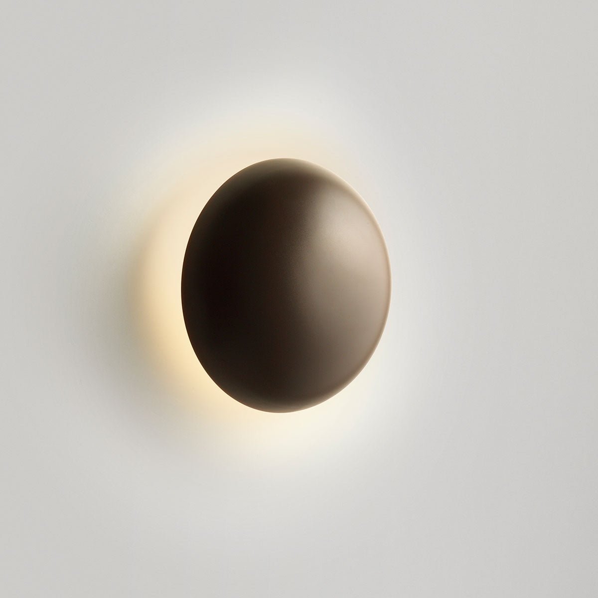 Murale extérieure Babila - Marron Babila 28 (11") by Marset | Luminaires & cie