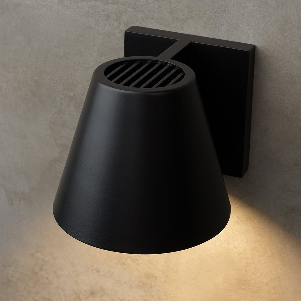 Murale extérieure Bowman - Bronze 3000K (Blanc doux) 6" by Tech Lighting | Luminaires & cie