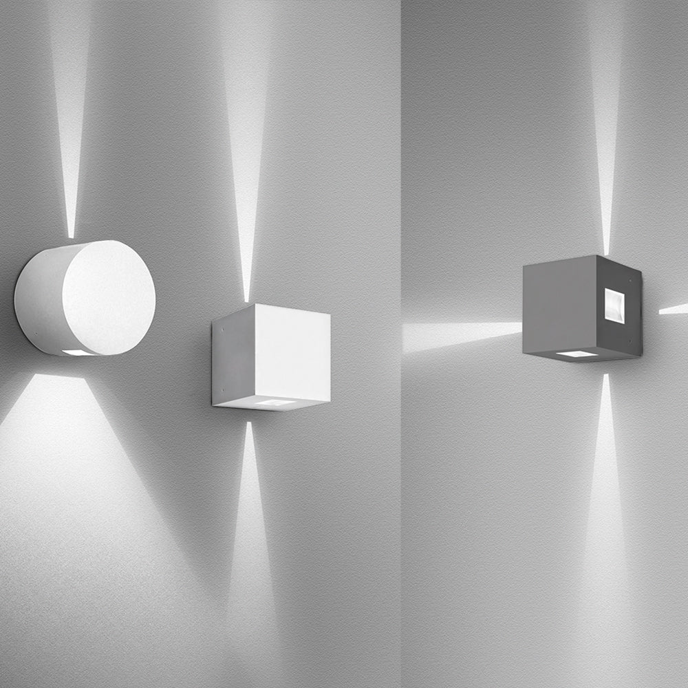 Murale Extérieure Effetto - Carré Gris anthracite 4x Faisceaux / Étroit by Artemide | Luminaires & cie