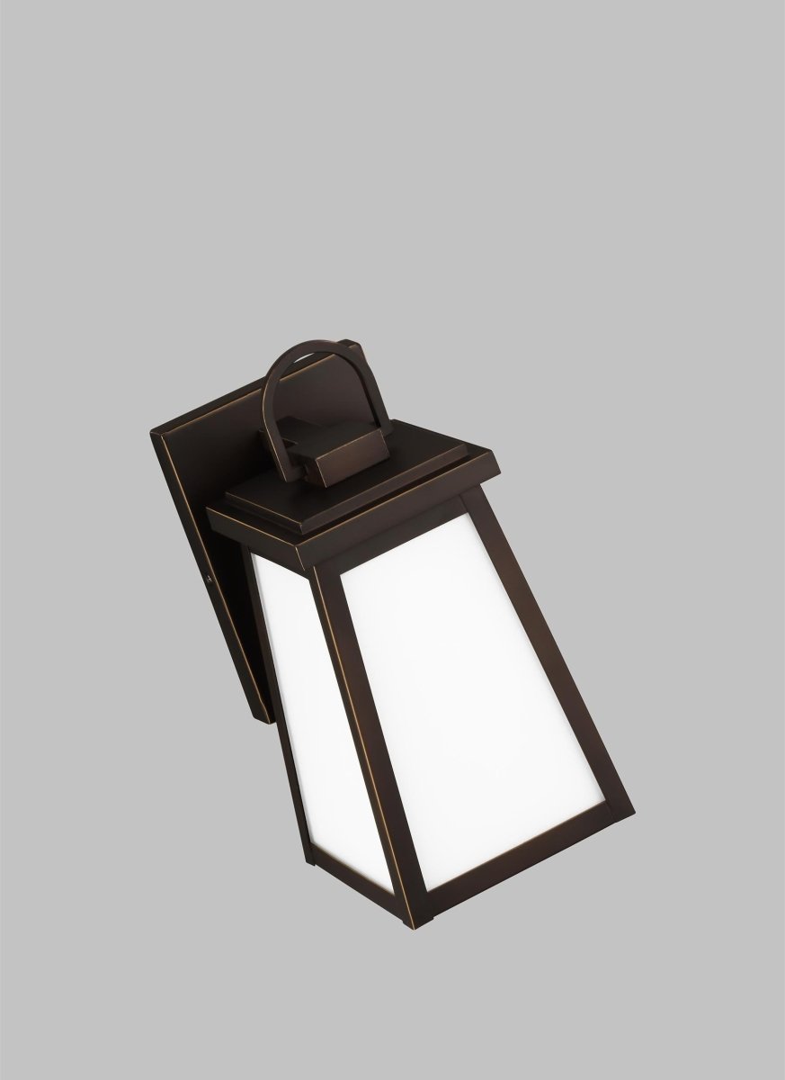 Murale extérieure Founders - Bronze antique 5 1/2" Ampoules DEL incluses by Visual Comfort Studio | Luminaires & cie