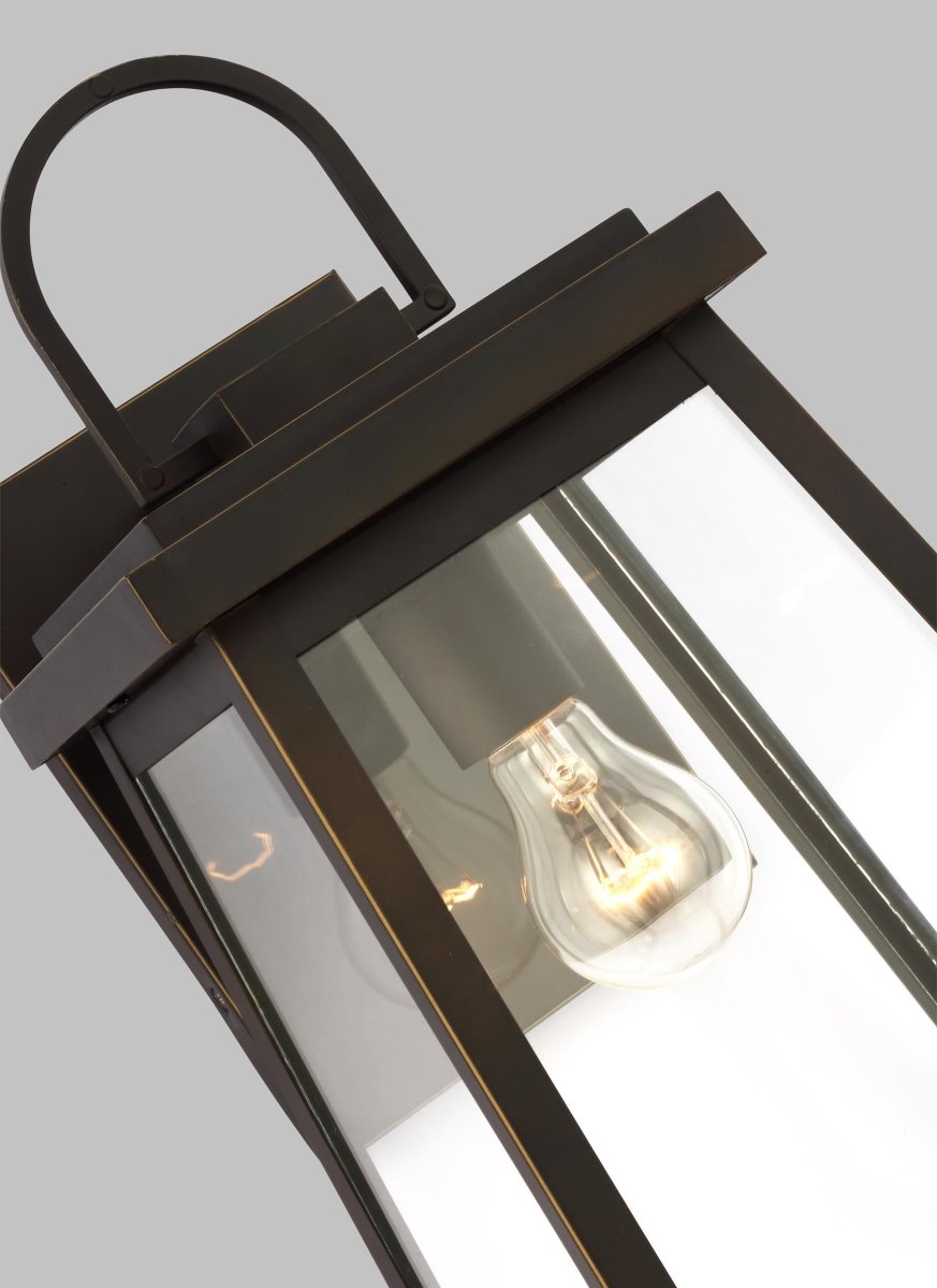 Murale extérieure Founders - Bronze antique 8 1/2" Ampoules non - incluses by Visual Comfort Studio | Luminaires & cie