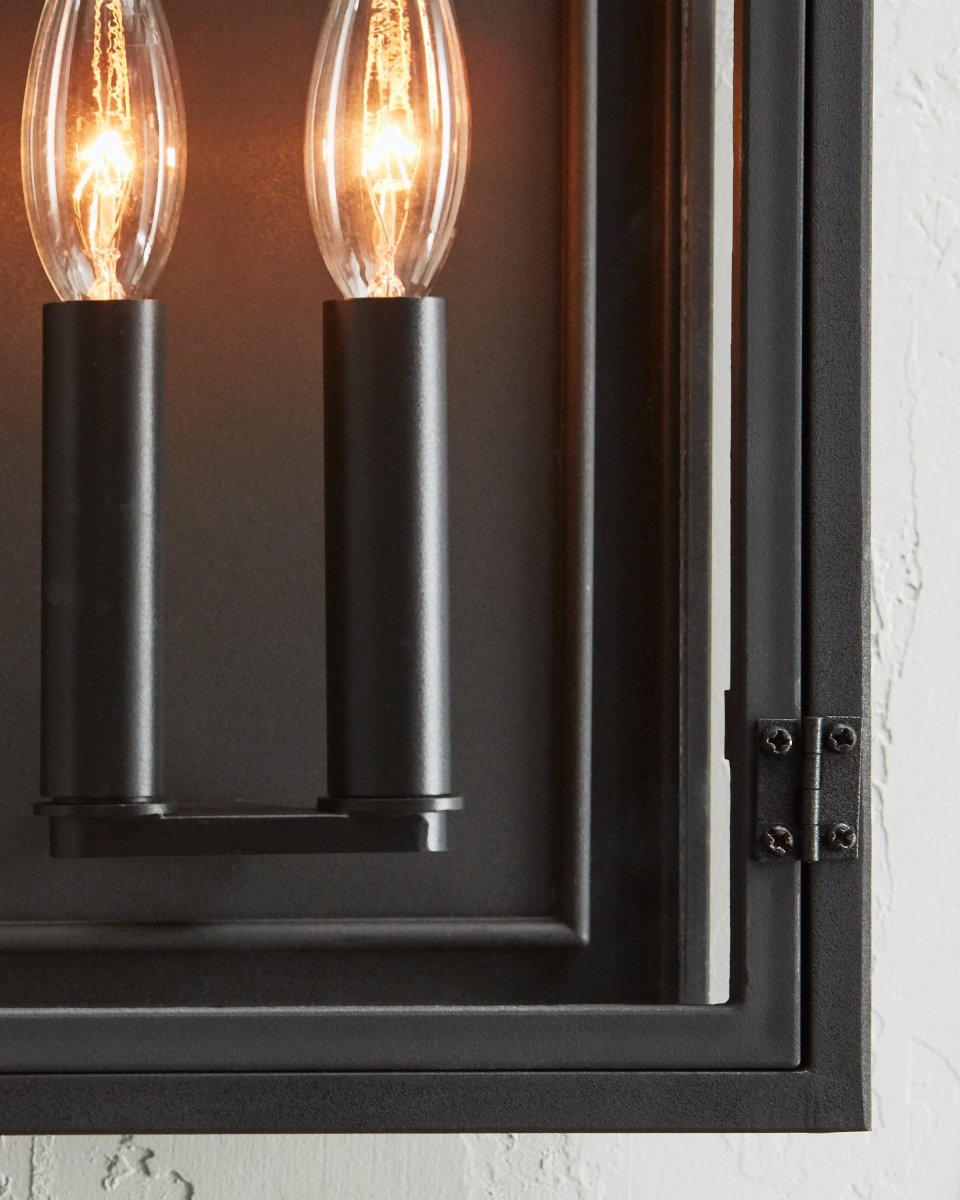 Murale extérieure Hingham - 8" by Visual Comfort Studio | Luminaires & cie