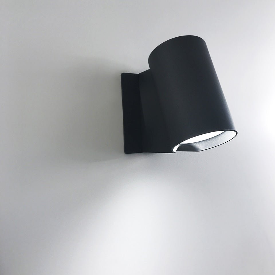 Murale Extérieure Oblique - Gris anthracite by Artemide | Luminaires & cie
