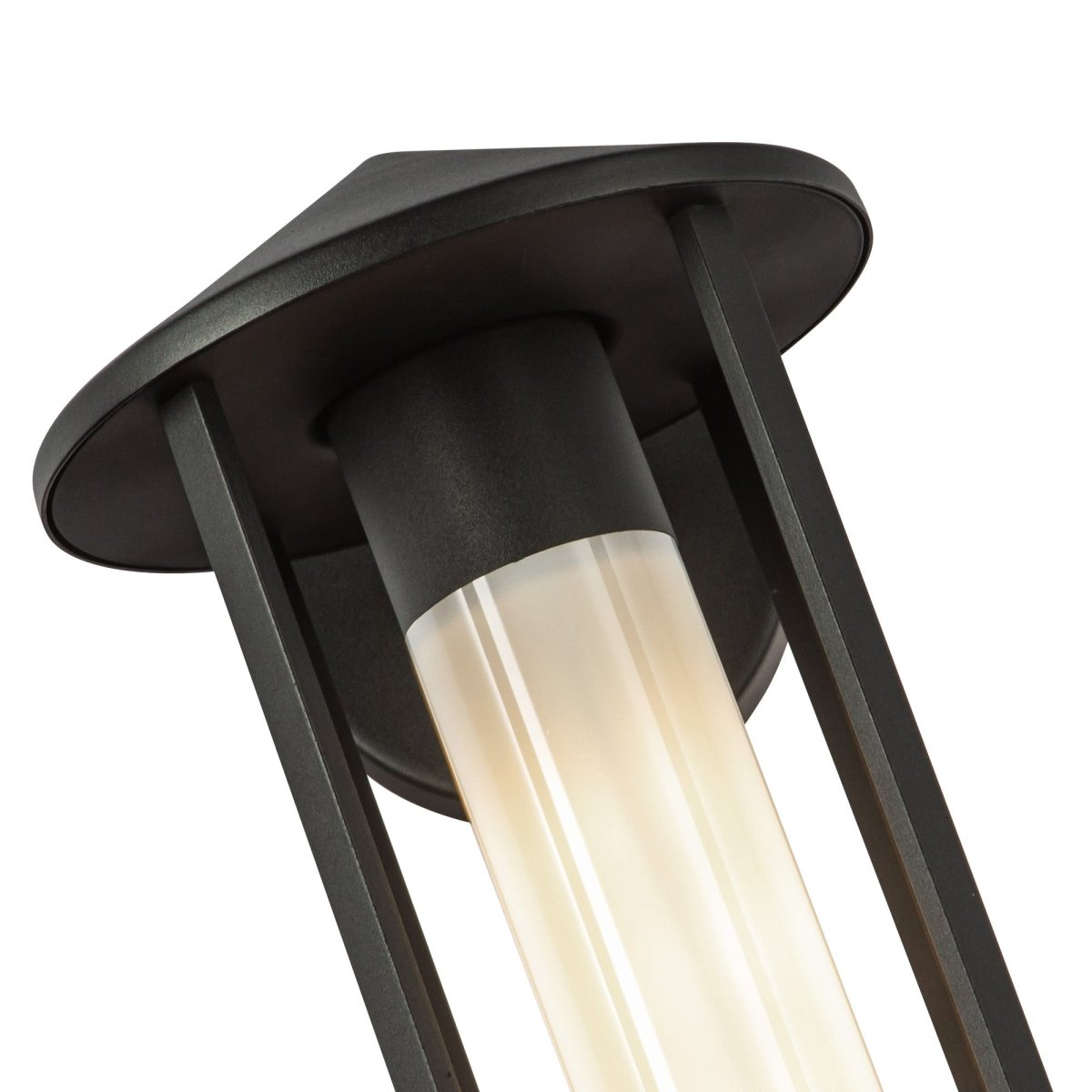 Murale extérieure Tenko - Verre d'opale noir / brillant 12 5/8" by Alora Lighting | Luminaires & cie