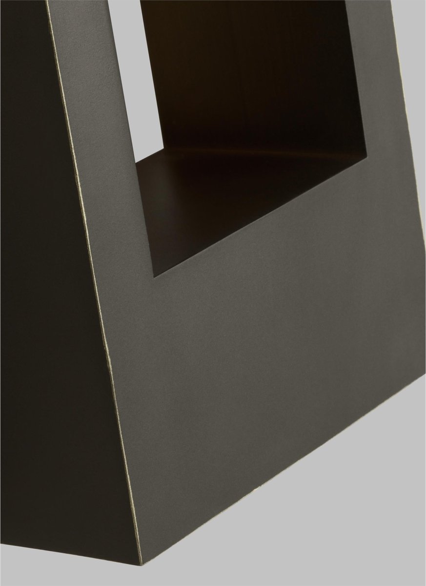 Murale extérieure Testa - Bronze antique 5 3/4" 12" by Visual Comfort Studio | Luminaires & cie