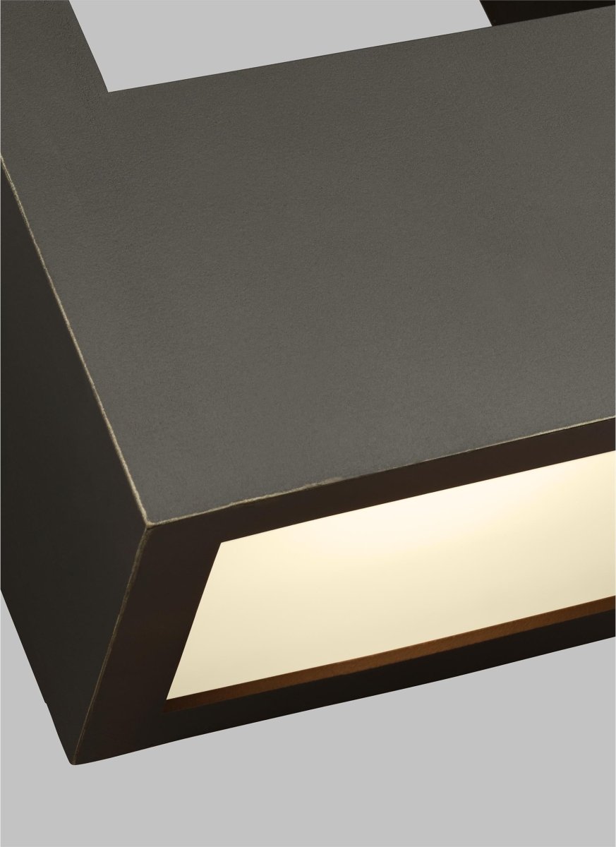 Murale extérieure Testa - Bronze antique 7" 24" by Visual Comfort Studio | Luminaires & cie