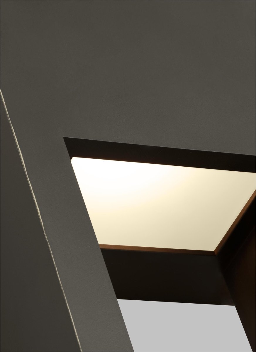 Murale extérieure Testa - Bronze antique 7" 24" by Visual Comfort Studio | Luminaires & cie