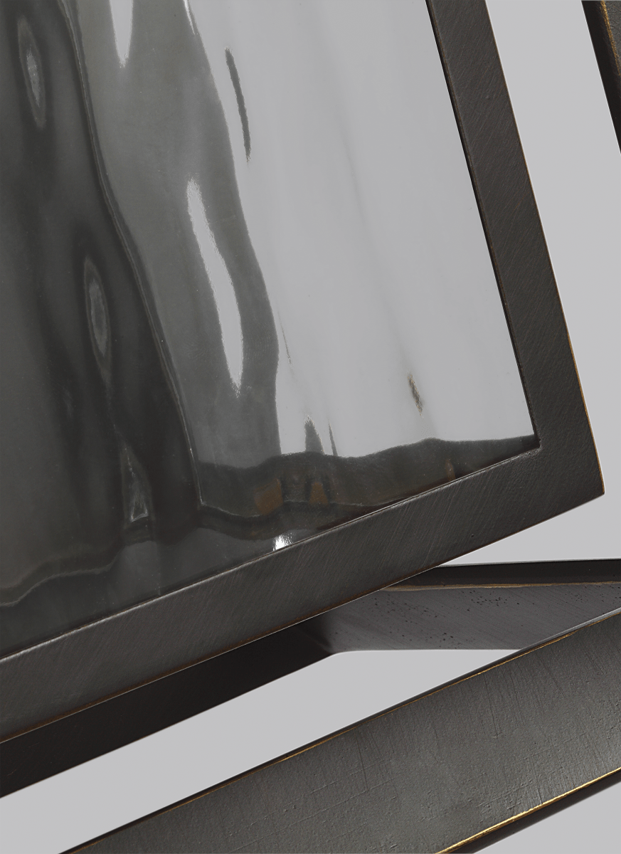 Murale extérieure Urbandale L - Bronze antique 16 1/4" by Visual Comfort Studio | Luminaires & cie