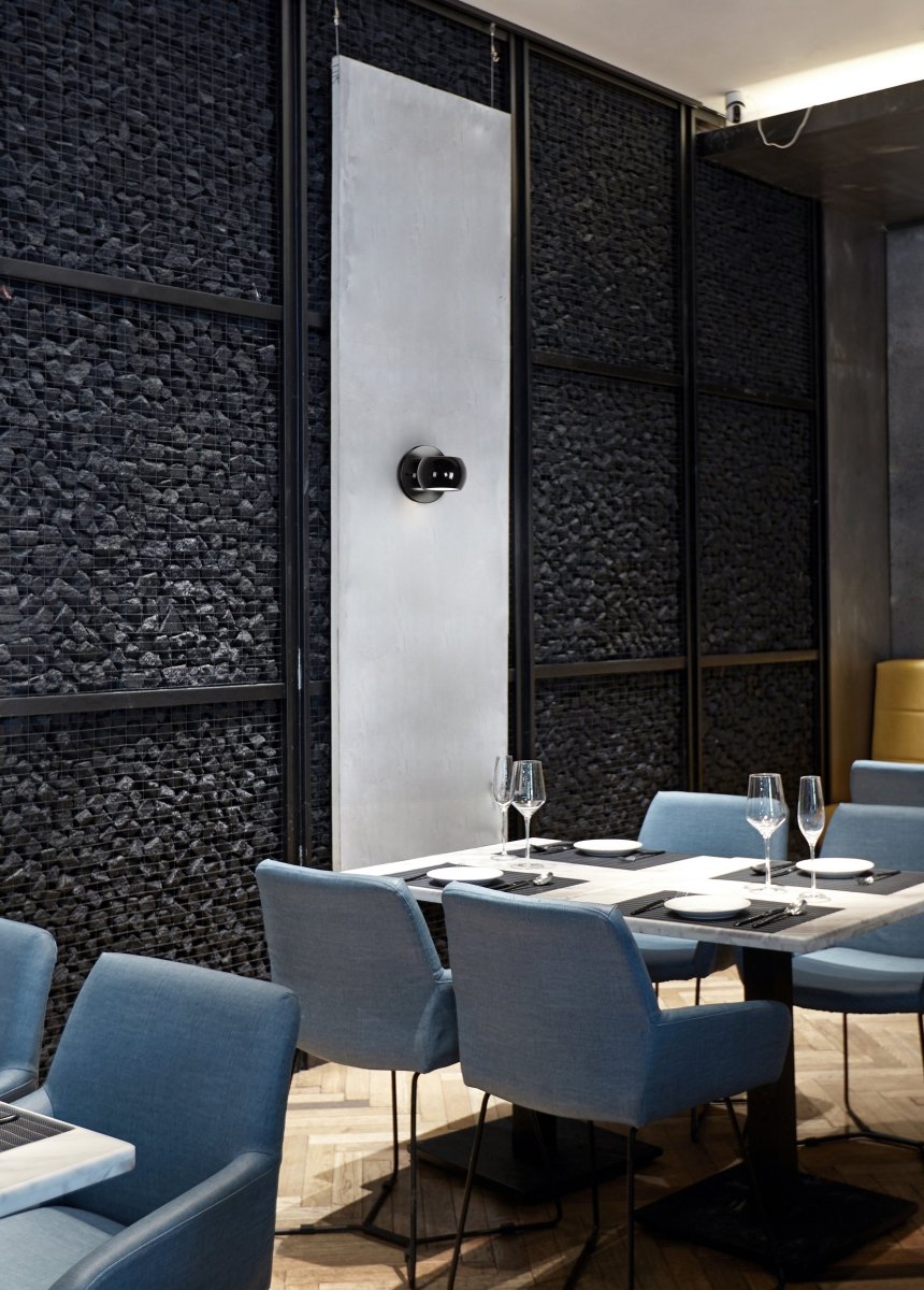 Murale Flux - Noir brillant by Kuzco Lighting | Luminaires & cie