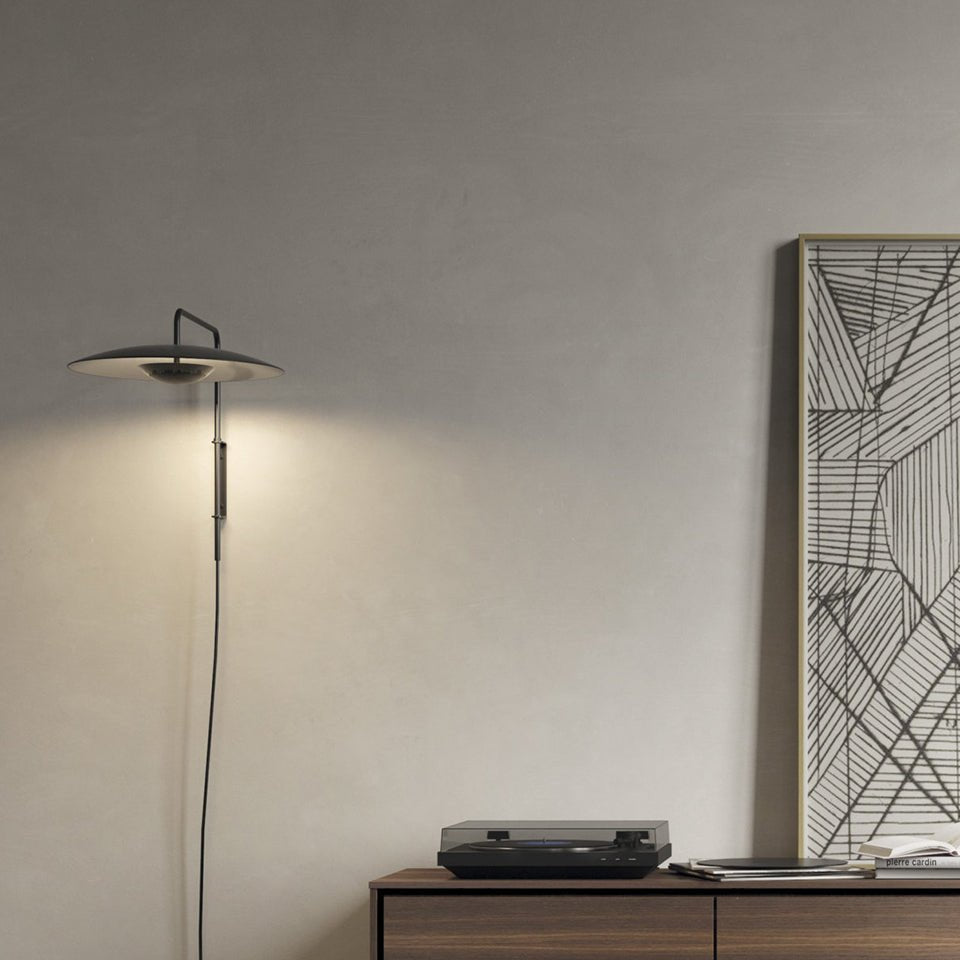 Murale Ginger - Wenge/Blanc Prise Ginger 32 (12.6") by Marset | Luminaires & cie