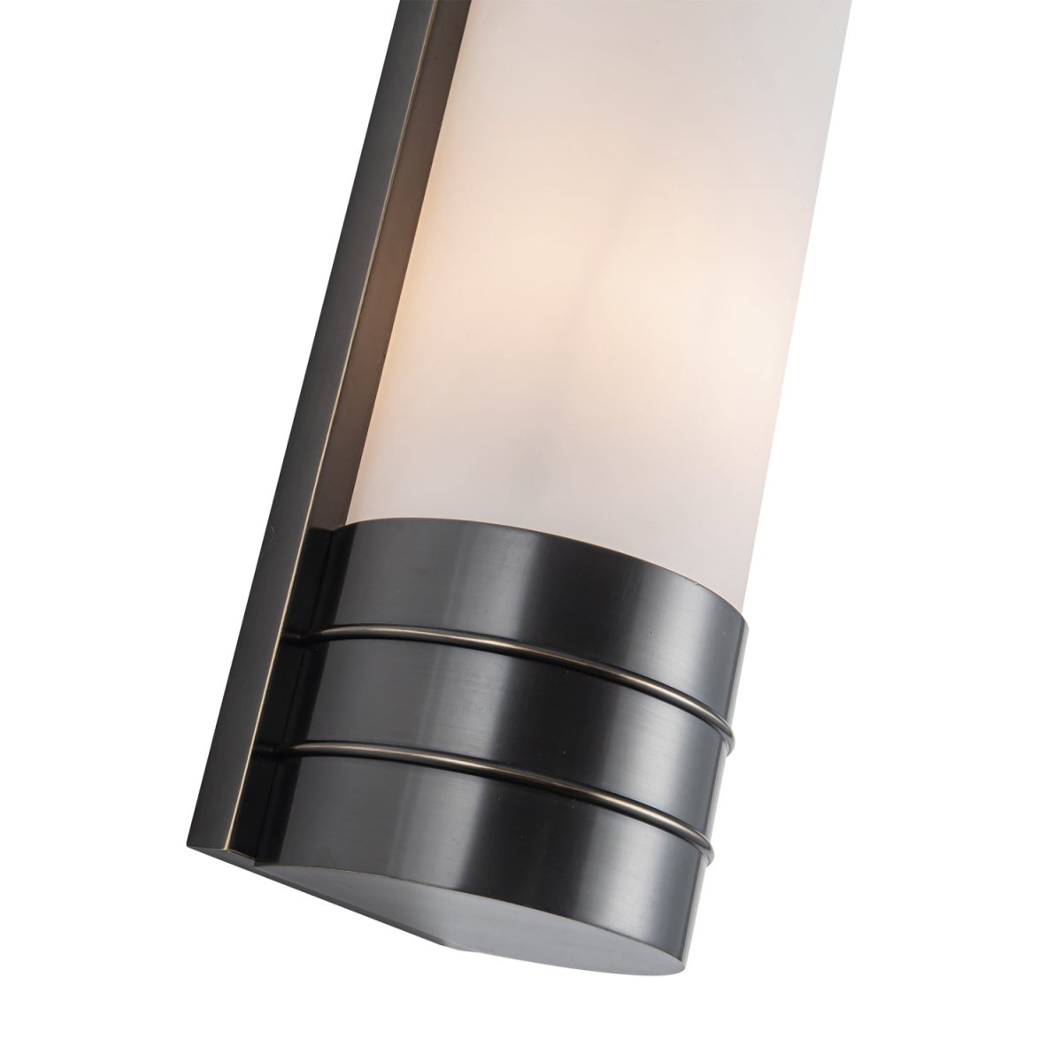Murale linéaire Willard - Bronze urbain Verre d'opale brillante 18 3/8" by Alora Lighting | Luminaires & cie