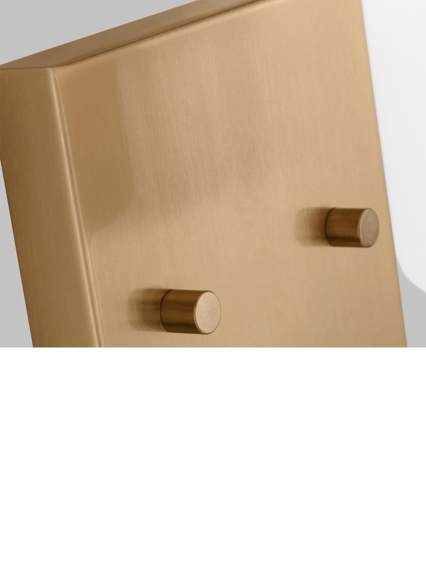 Murale Oak Moore - Laiton satiné Ampoules DEL incluses by Visual Comfort Studio | Luminaires & cie