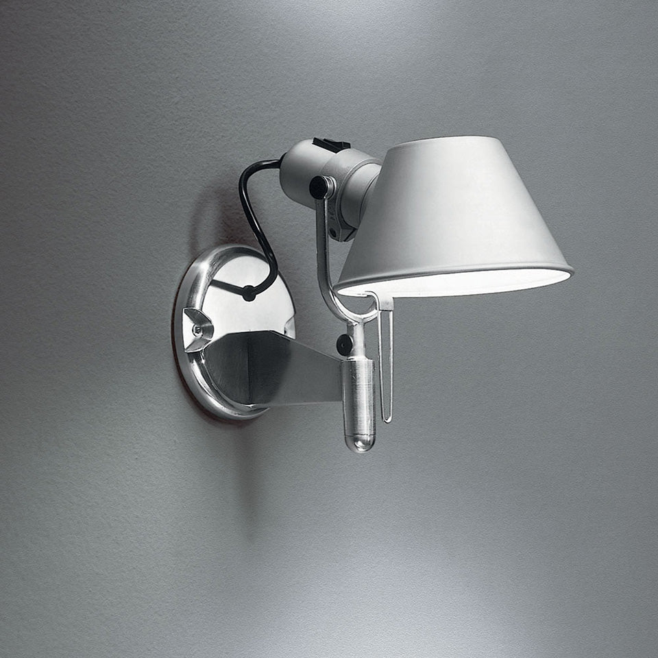 Murale Tolomeo Spot - Classique DEL / 10W / 2700°K / Dimmable sur tête by Artemide | Luminaires & cie