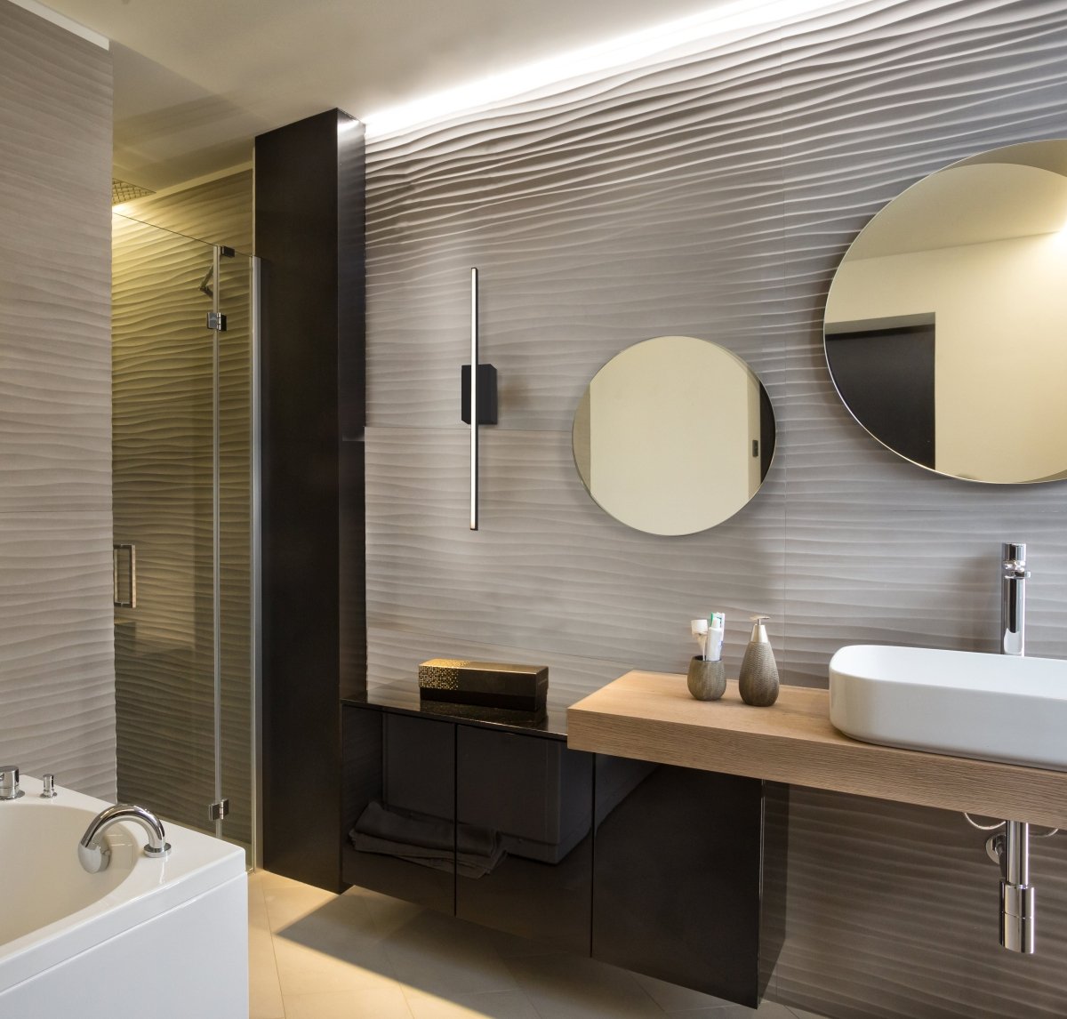 Murale Vega Minor - Noir 36" by Kuzco Lighting | Luminaires & cie