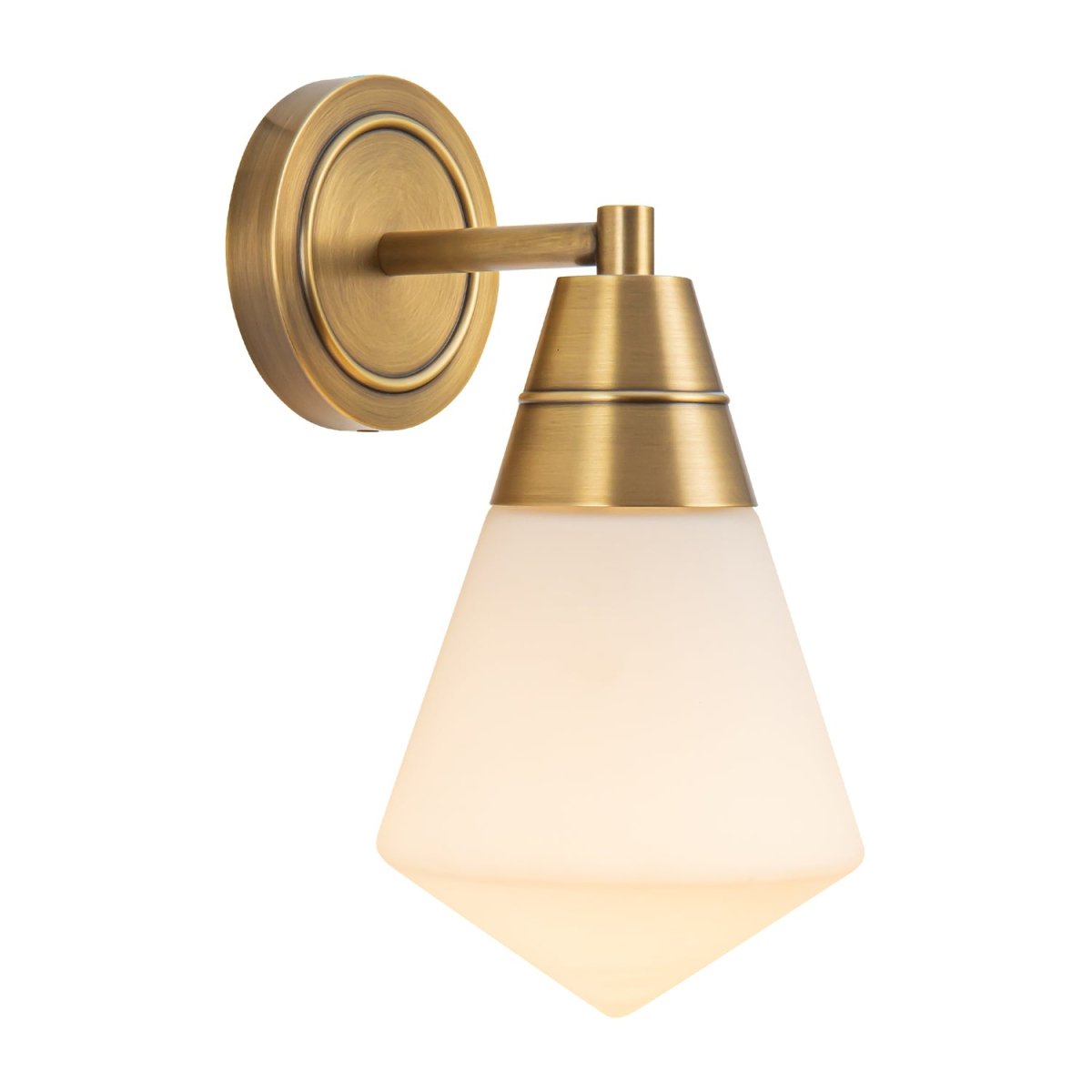 Murale Willard - Laiton vintage Verre opale mat by Alora Lighting | Luminaires & cie