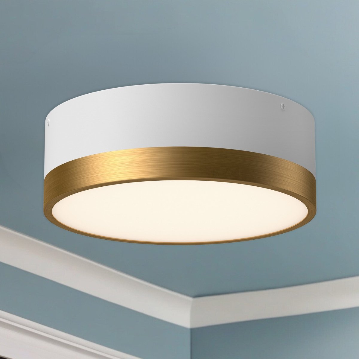 Plafonnier Brisbane - Or vieilli / blanc 12" by Alora Lighting | Luminaires & cie
