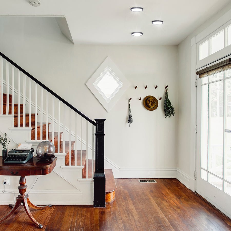 Plafonnier LED Disc - Nickel brossé 7.28" 2700°K by Canarm | Luminaires & cie