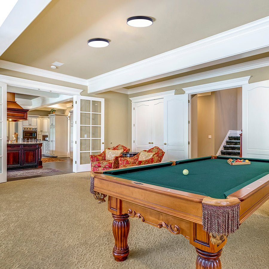 Plafonnier Luna - Blanc mat 8" by Canarm | Luminaires & cie