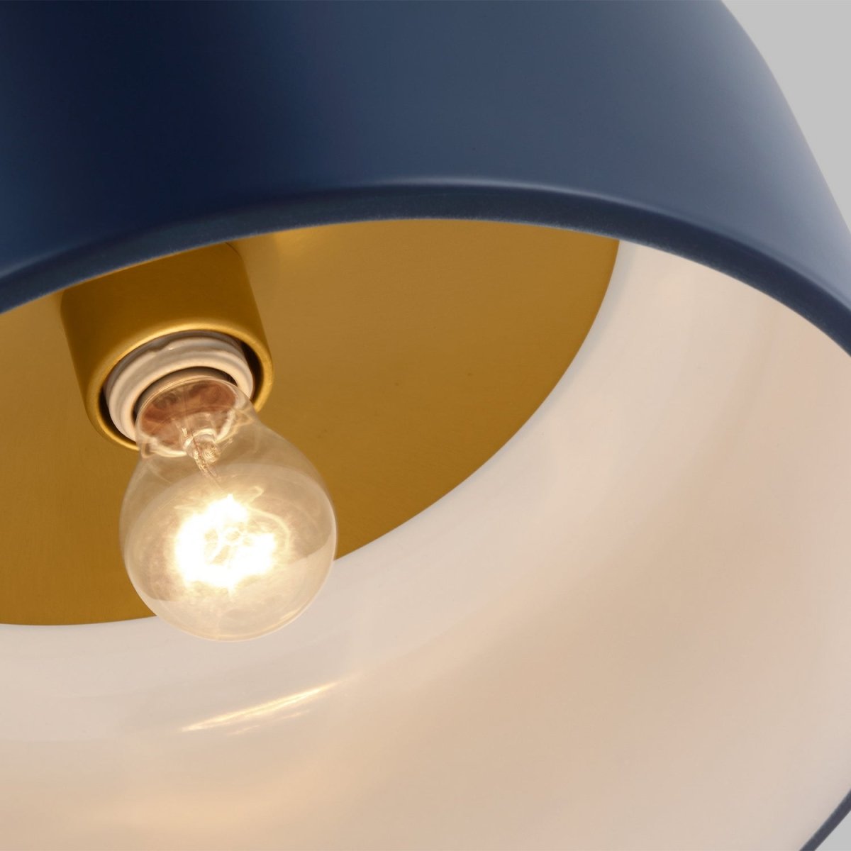 Plafonnier Malone - Olive 15 3/4" Olive by Visual Comfort Studio | Luminaires & cie