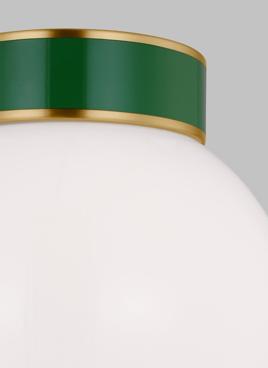 Plafonnier Monroe Ball - Laiton brûlé et vert Lait by Visual Comfort Studio | Luminaires & cie