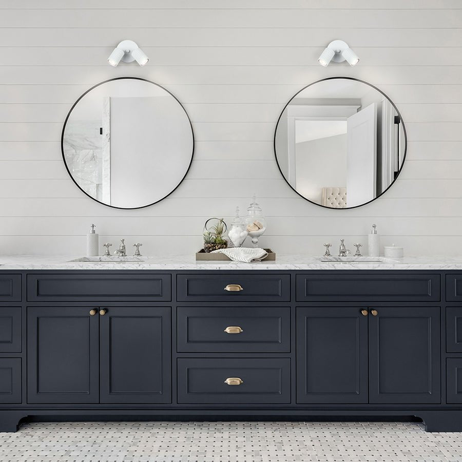 Projecteur Rexton - Blanc 9.85" by Canarm | Luminaires & cie