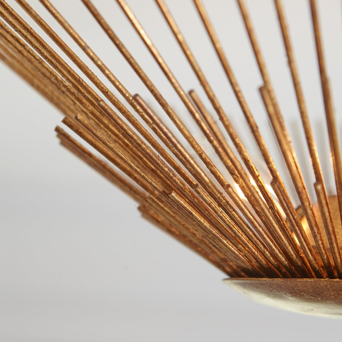 Semi-plafonnier Helios - Fer vieilli by Visual Comfort Studio | Luminaires & cie