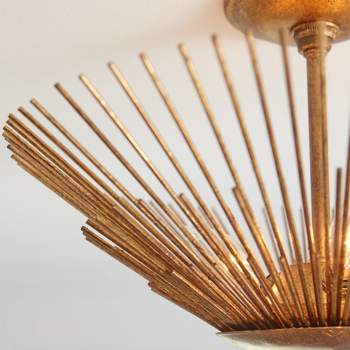 Semi-plafonnier Helios - Fer vieilli by Visual Comfort Studio | Luminaires & cie