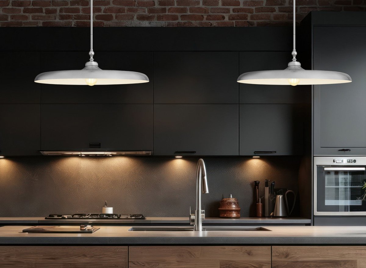 Suspension Camden - Laiton frotté 32" by Z-Lite | Luminaires & cie