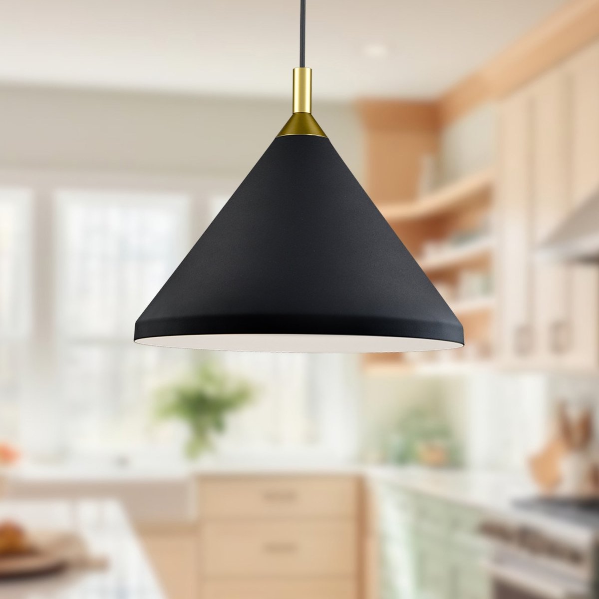 Suspension Dorothy - Noir avec détail d'or 14" by Kuzco Lighting | Luminaires & cie