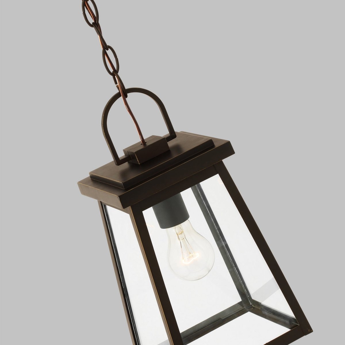 Suspension extérieure Founders - Bronze antique by Visual Comfort Studio | Luminaires & cie