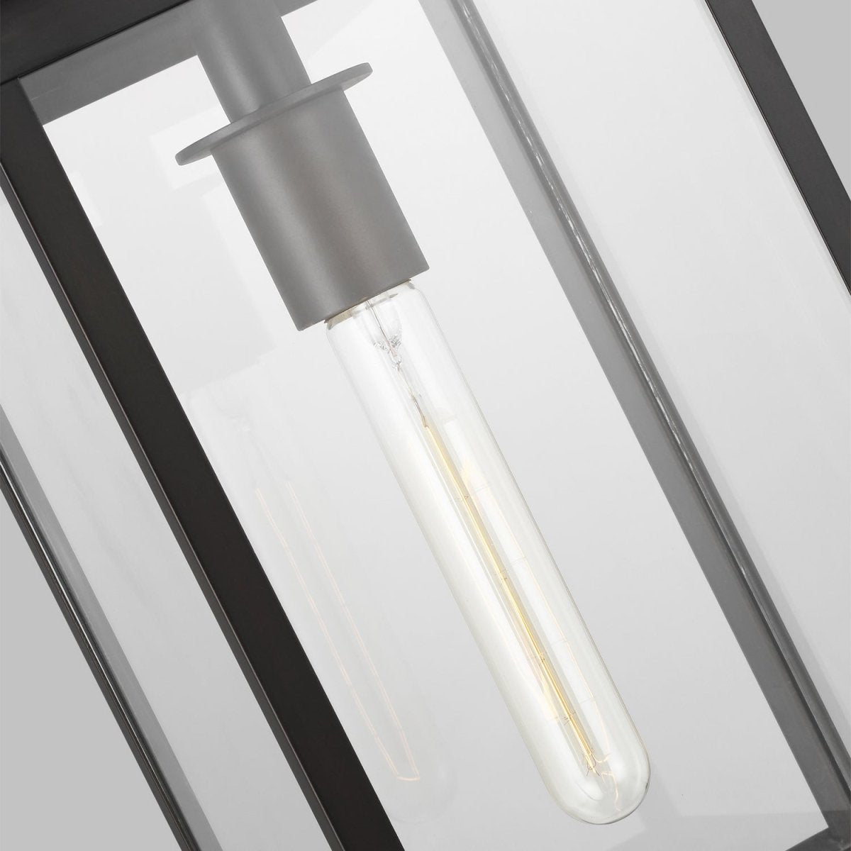 Suspension extérieure Freeport - 19.5 by Visual Comfort Studio | Luminaires & cie