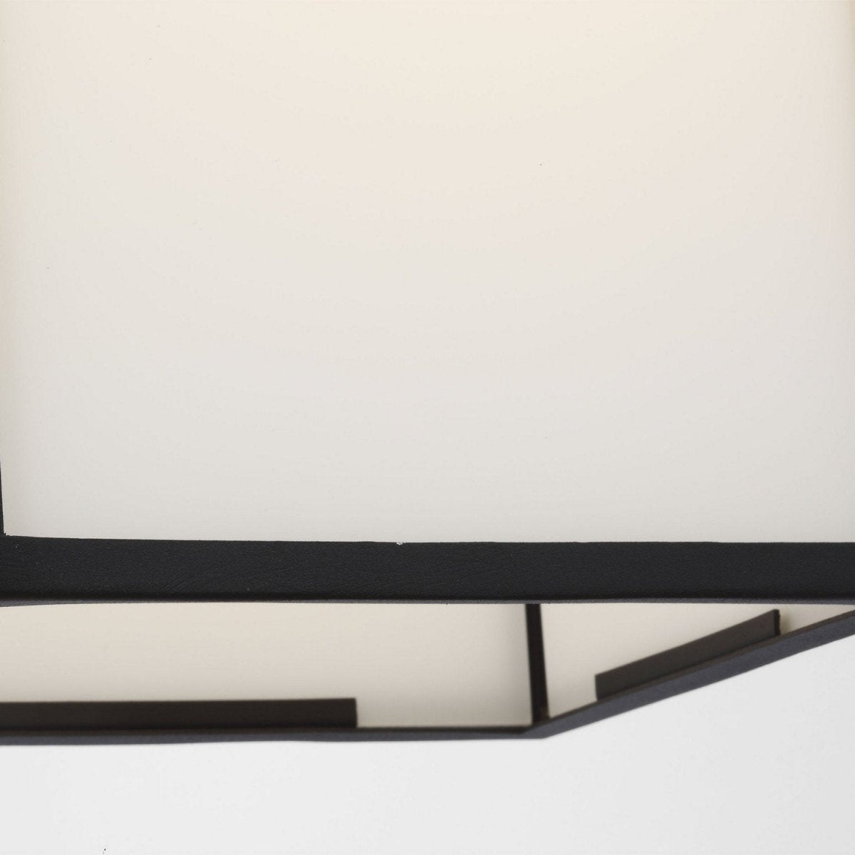 Suspension extérieure Howell - Noir texturé by Visual Comfort Studio | Luminaires & cie
