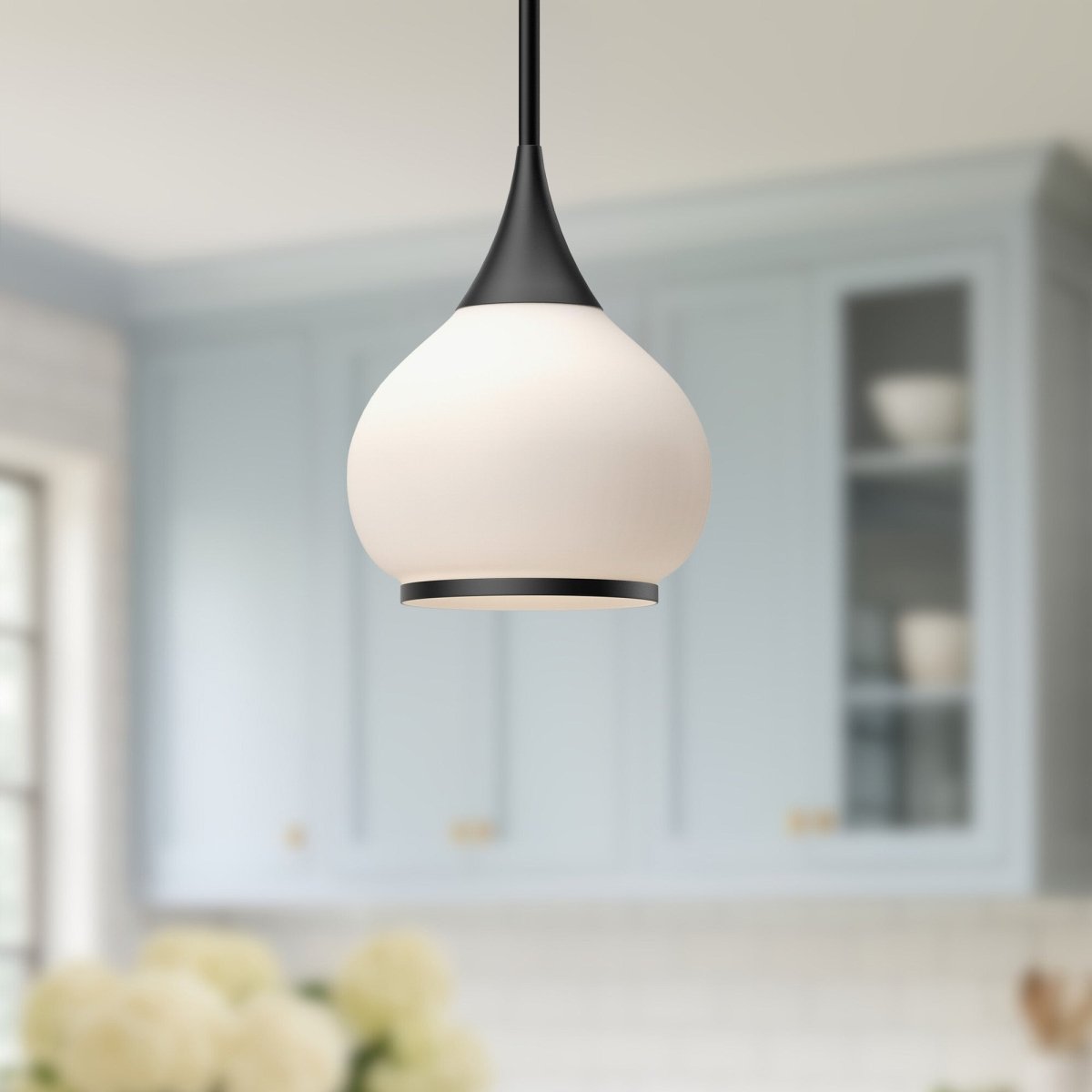 Suspension Hazel - Noir mat Verre opal 10 1/8" by Alora Lighting | Luminaires & cie