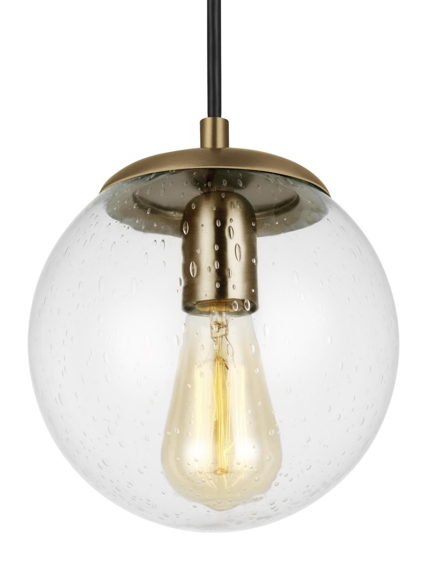 Suspension Leo - Hanging Globe CL - Laiton satiné 8" by Visual Comfort Studio | Luminaires & cie