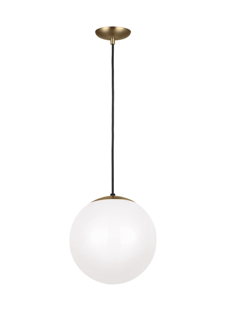 Suspension Leo - Hanging Globe L - Laiton satiné Ampoules non incluses by Visual Comfort Studio | Luminaires & cie