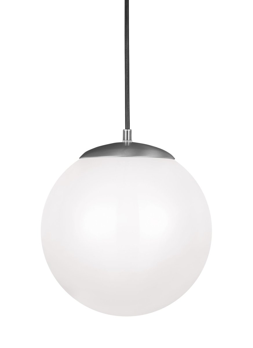 Suspension Leo - Hanging Globe L - Aluminium satiné Ampoules DEL incluses by Visual Comfort Studio | Luminaires & cie
