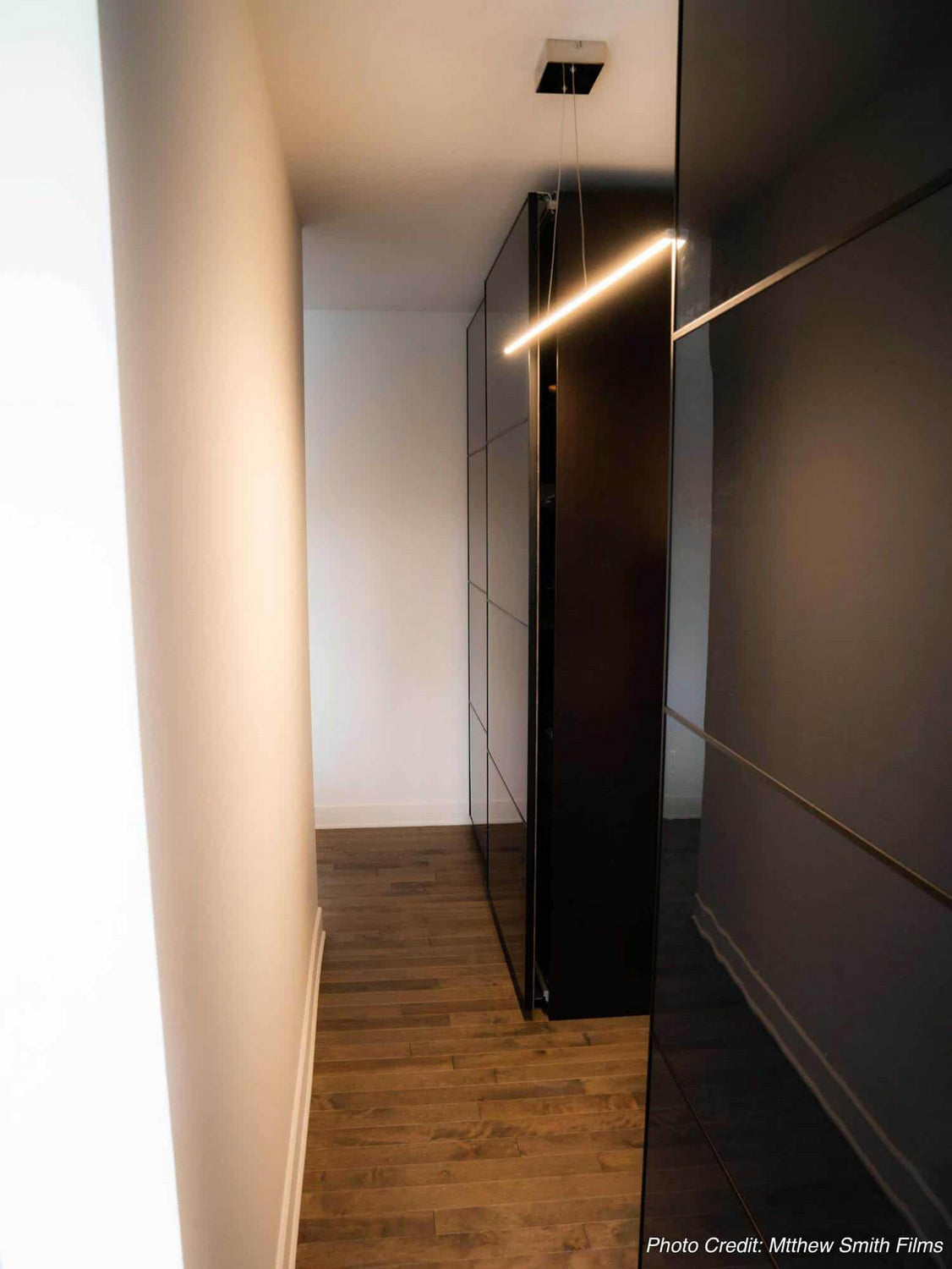 Suspension linéaire Array 48", Chrome poli – vue 2