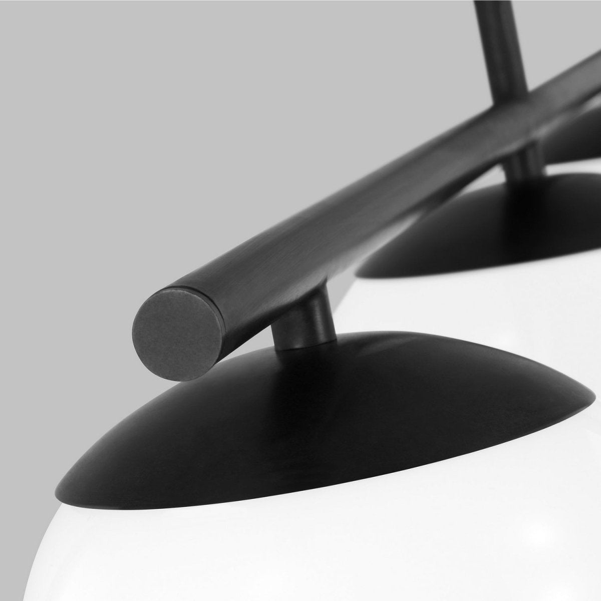 Suspension linéaire Lune - Laiton bruni 6 by Visual Comfort Studio | Luminaires & cie