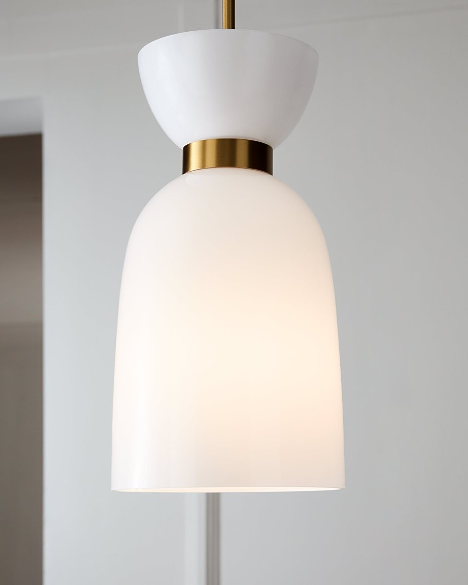 Suspension Londyn - Laiton brûlé avec verre blanc lait 9" by Visual Comfort Studio | Luminaires & cie