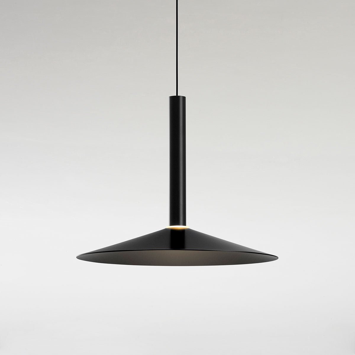 Suspension Milana - Noir Milana 32 (12.6") by Marset | Luminaires & cie
