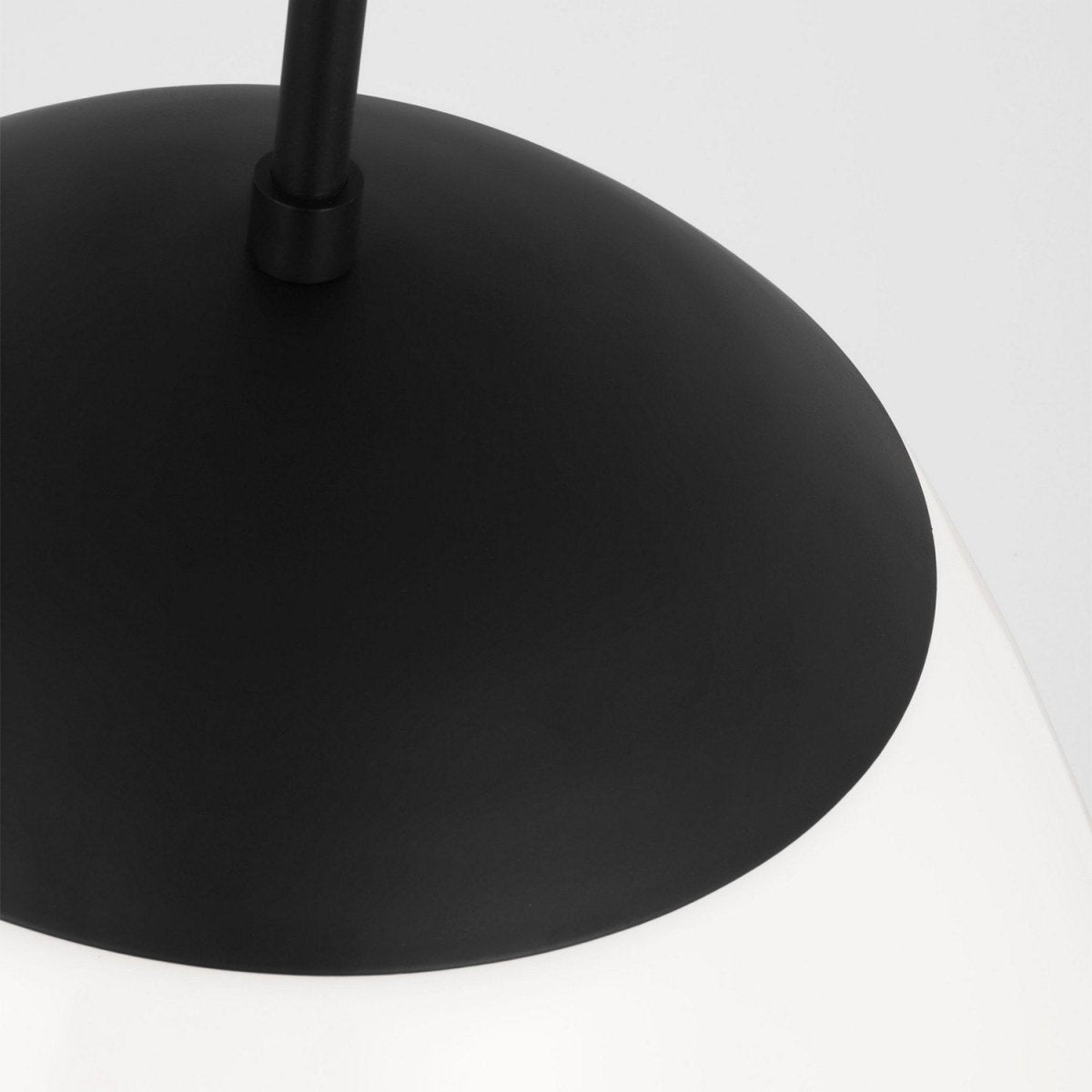Suspension Milne - Noir minuit 10" by Visual Comfort Studio | Luminaires & cie