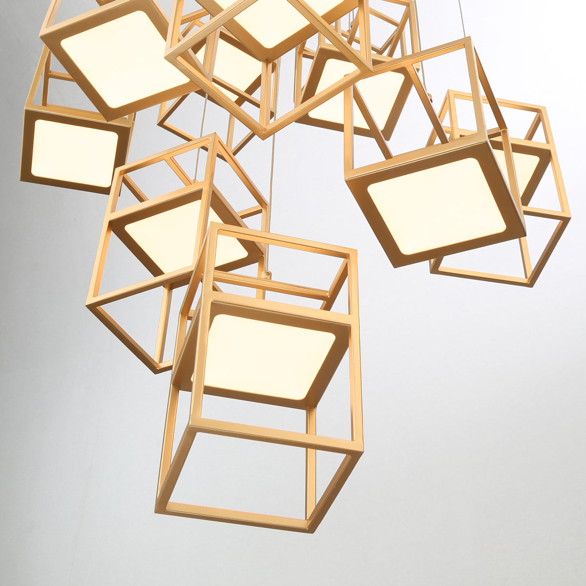 Suspension multiple Ferro Or mat – vue 3