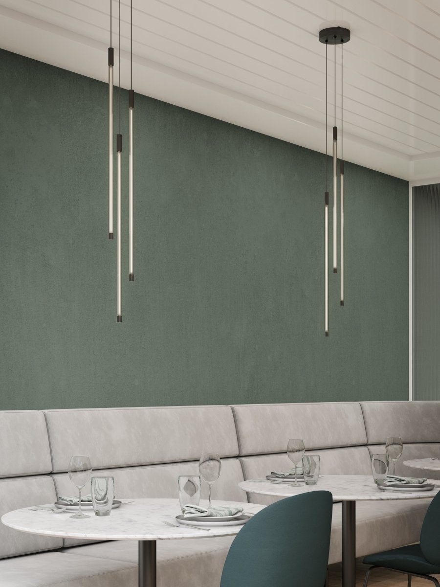 Suspension multiple Motif - Noir 5 1/2" 26 3/4" by Kuzco Lighting | Luminaires & cie