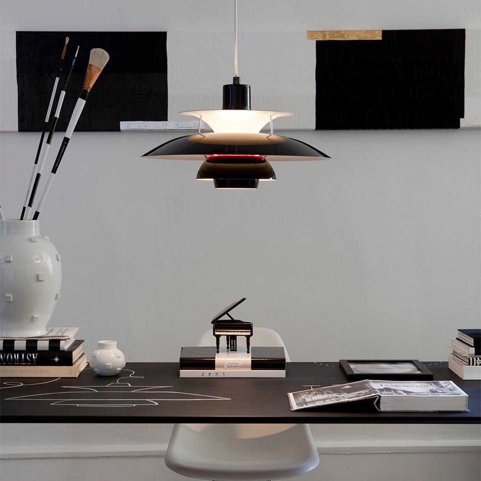 Suspension PH 5 - Monochrome Noir by Louis Poulsen | Luminaires & cie