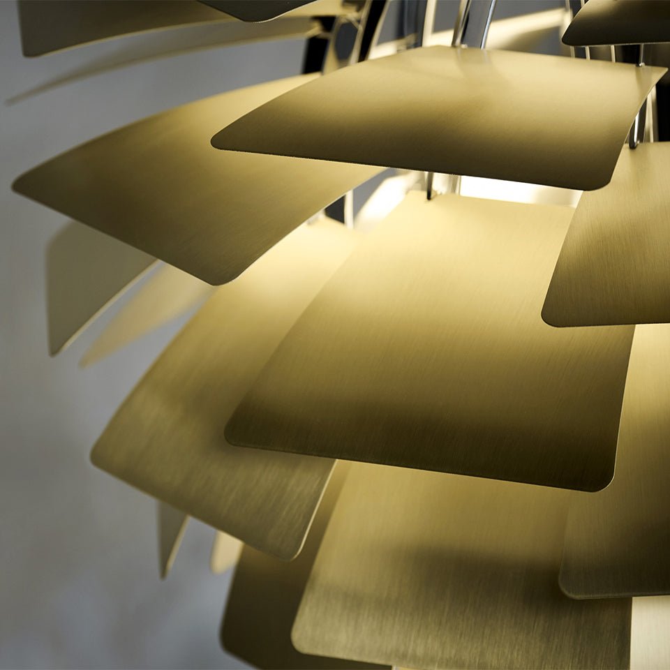 Suspension PH Artichoke - 33.1" Noir DEL 3000°K (Dim 0 - 10V) by Louis Poulsen | Luminaires & cie