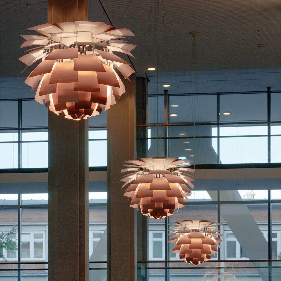 Suspension PH Artichoke - 33.1" Noir DEL 3000°K (Dim 0 - 10V) by Louis Poulsen | Luminaires & cie